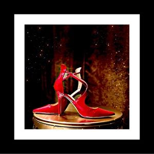 New Sexy!! Hot Red Patent Leather Crisscrossed Pumps Size 9